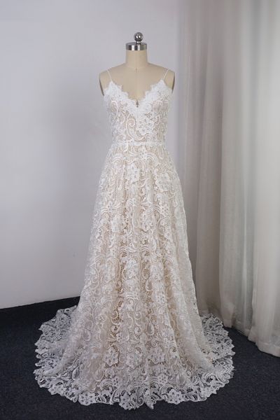 A-line Spaghetti Straps V-neck Sleeveless Floor-length Lace Bridal Dress With Lace