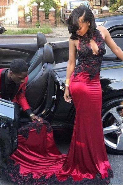 Column Halter-neck Sleeveless Sweep / Brush Train Evening Dress With Lace