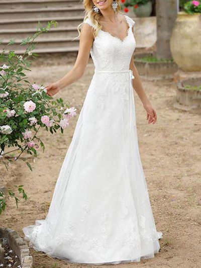 A-line V-neck Sleeveless Court Train Lace Bridal Gown With Lace