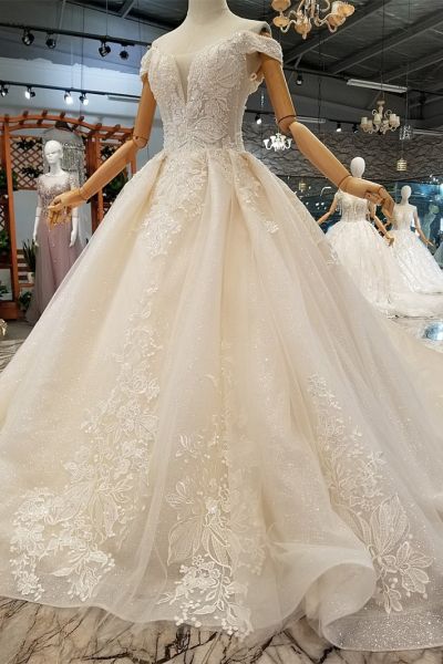 Ball Gown Off-the-shoulder Chapel Train Tulle Bridal Gown With Lace
