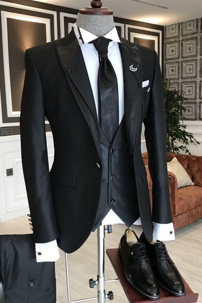 All Black Peaked Lapel Business Suit