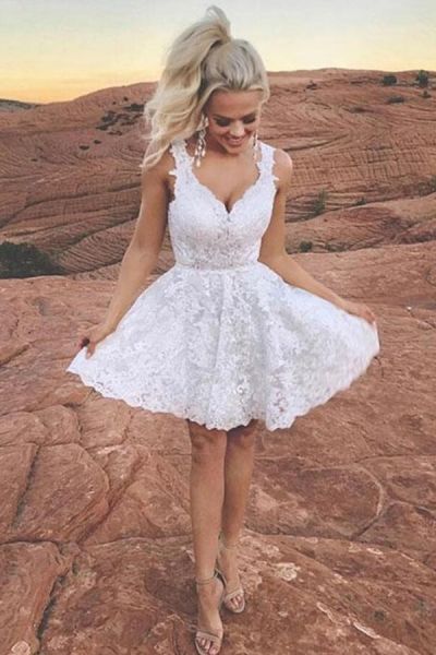 A-line Sweetheart Neck Sleeveless Knee-length Lace Homecoming Gown With Ruffles