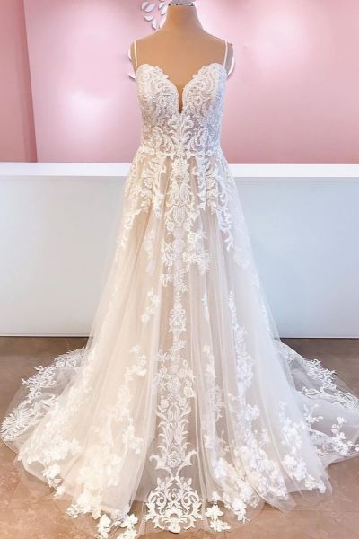 A-line Sweetheart Neck Sleeveless Floor-length Tulle Wedding Dress With Appliques