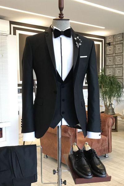 Black Notched Lapel Business Suit