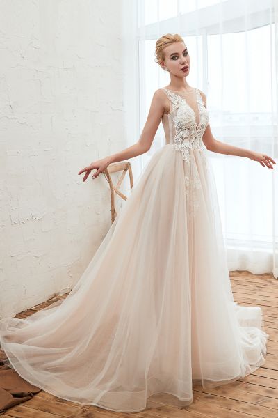 Ball Gown Jewel Neck Sleeveless Chapel Train Tulle Wedding Gown With Rhinestone