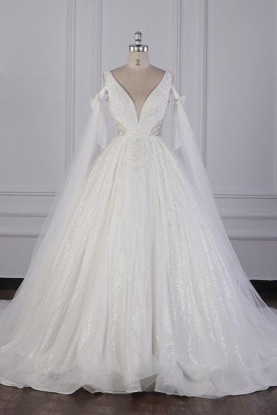 Ball Gown V-neck Sleeveless Floor-length Tulle Wedding Dress With Lace