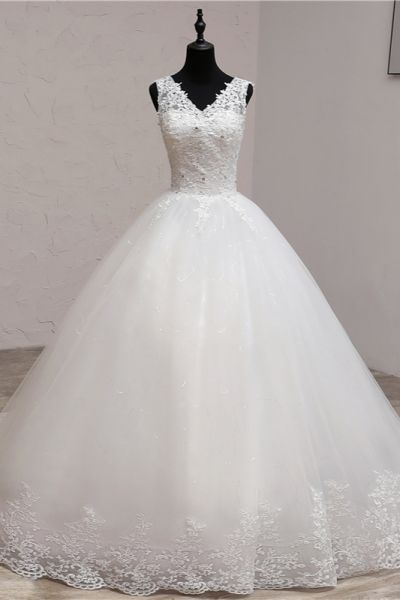 V-neck Sleeveless Floor-length Tulle Bridal Dress With Appliques