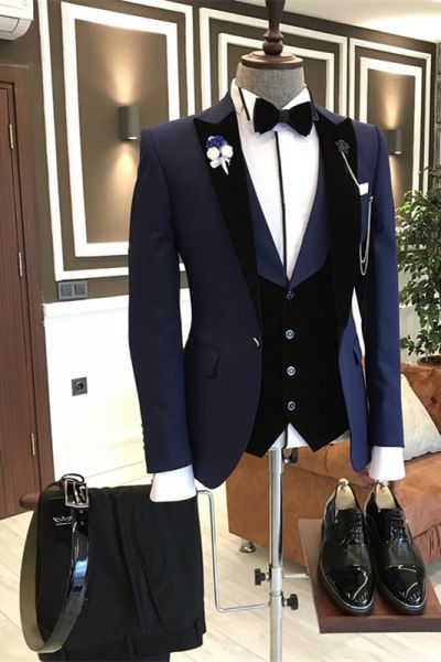 Dark Navy Men's Suit with Velvet Lapel