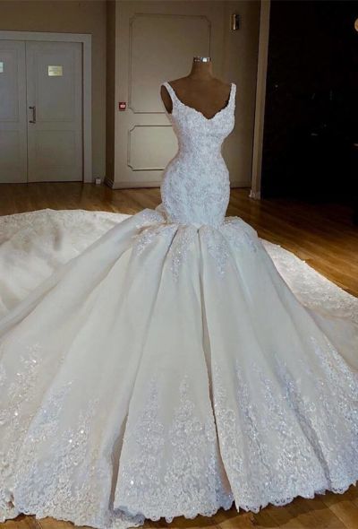 Mermaid V-neck Sleeveless Chapel Train Wedding Gown With Appliques