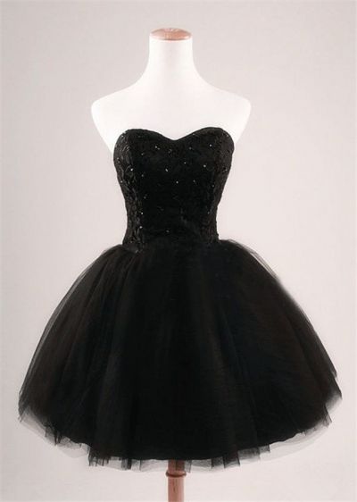 Ball Gown Sweetheart Neck Sleeveless Mini Tulle Homecoming Dress With Beading