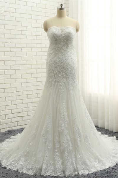 Mermaid Strapless Court Train Wedding Dress With Appliques