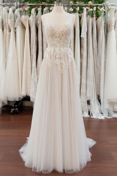 A-line V-neck Sleeveless Chapel Train Tulle Bridal Gown With Appliques