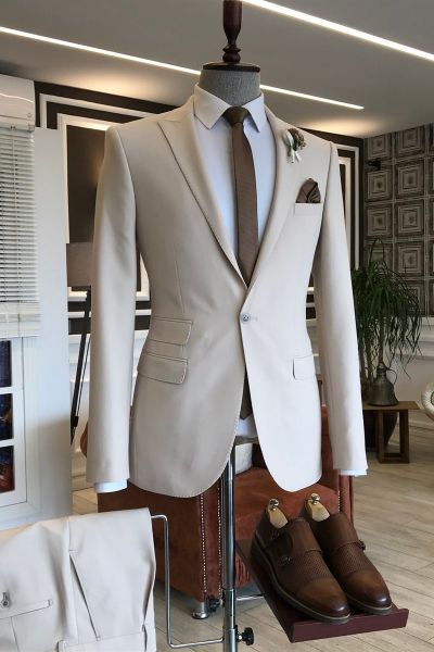 Light Khaki Suit with Peaked Lapel