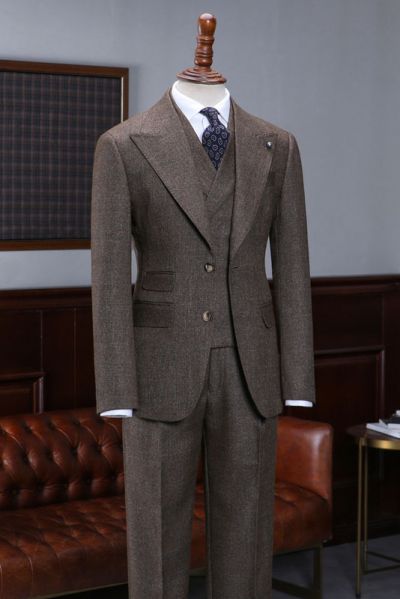 Coffee Peaked Lapel Slim Fit Custom Suit For Men