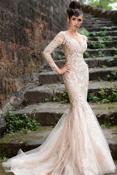 Mermaid V-neck Court Train Wedding Dress With Lace