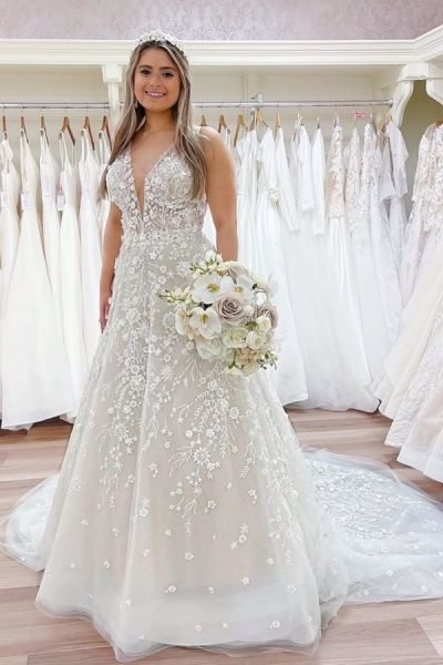 A-line Straps Sleeveless Chapel Train Lace Bridal Gown With Appliques