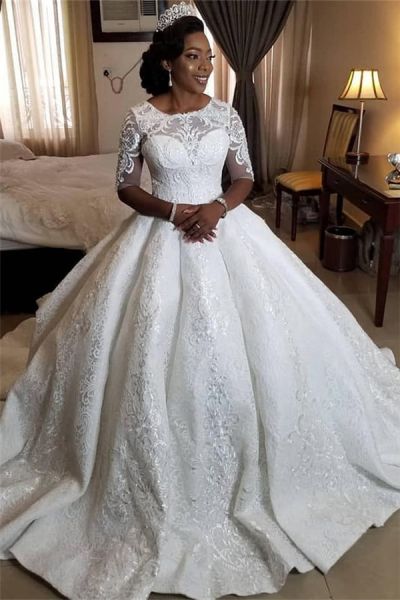 Ball Gown Scoop Neck Sweep / Brush Train Wedding Gown With Appliques