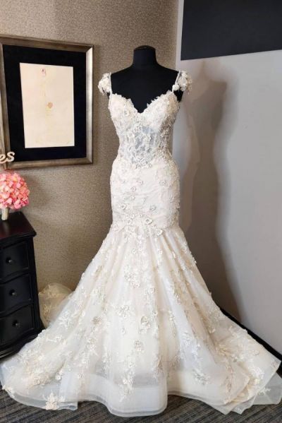 Mermaid Sweetheart Neck Sleeveless Chapel Train Tulle Bridal Gown With Lace