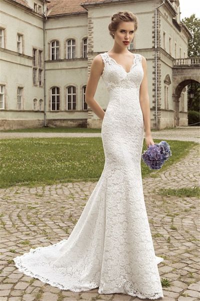 Mermaid V-neck Sleeveless Court Train Wedding Gown With Appliques