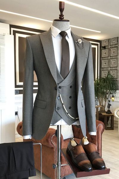 Gray Double Breasted Business Suit