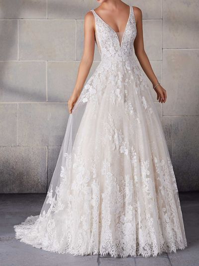 A-line Sleeveless Sweep / Brush Train Tulle Wedding Gown With Lace
