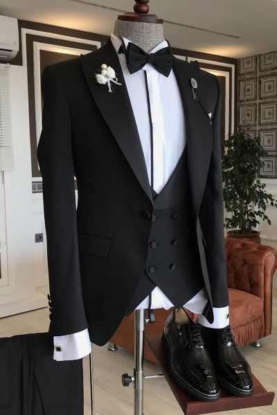 Formal Black Slim Fit Business Suit with Peaked Lapel
