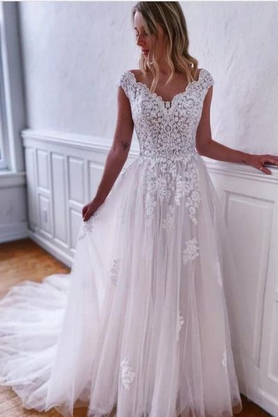 A-line V-neck Sleeveless Chapel Train Tulle Bridal Gown With Appliques