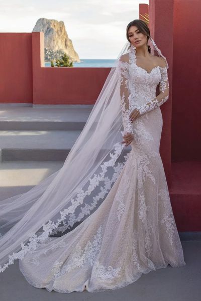 Mermaid Long Sleeves Chapel Train Tulle Wedding Gown With Buttons