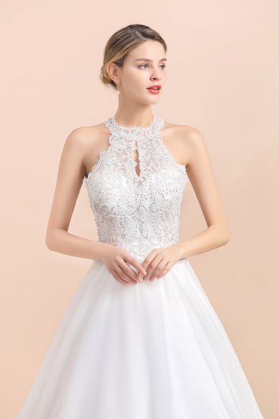 Halter-neck Sleeveless Sweep / Brush Train Tulle Wedding Gown With Lace