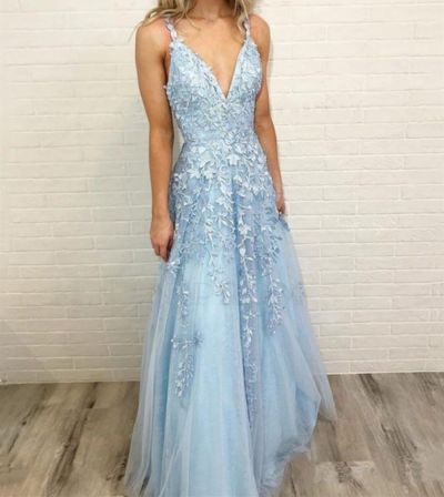 A-line Plunging Neckline Sleeveless Floor-length Tulle Evening Dress With Appliques