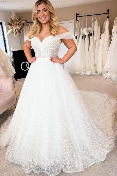 A-line Sweetheart Neck Sleeveless Floor-length Tulle Wedding Dress With Lace