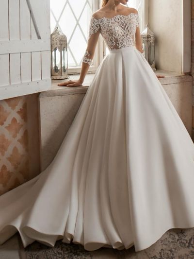 A-line Bateau Neck 3/4-Length Sleeves Sweep / Brush Train Tulle Bridal Gown With Lace
