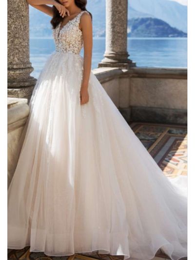 A-line Straps V-neck Tulle Bridal Gown With Sweep / Brush Train