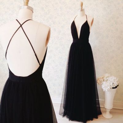 A-line Plunging Neckline Sleeveless Floor-length Tulle Evening Dress