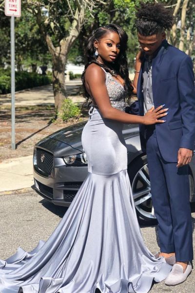 Mermaid Halter-neck Sleeveless Sweep / Brush Train Stretch Satin Evening Dress With Appliques