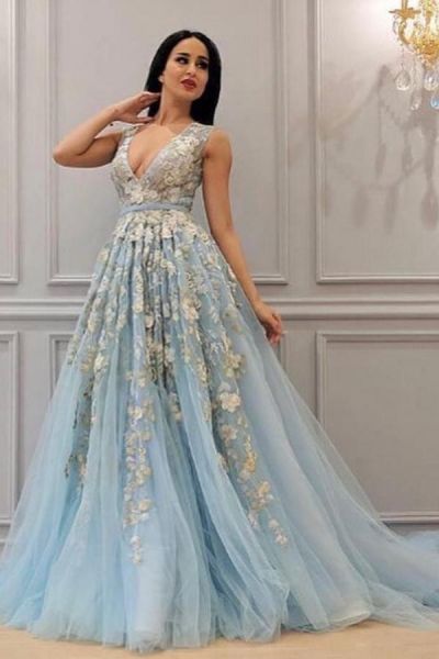 A-line V-neck Sleeveless Floor-length Tulle Evening Dress With Lace