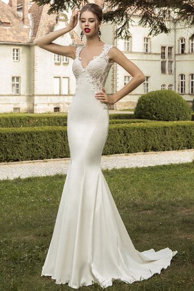 Mermaid Spaghetti Straps Sleeveless Sweep / Brush Train Satin Bridal Gown With Appliques