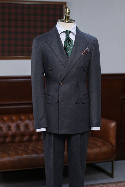 Black Peaked Lapel Double Breasted Slim Fit Tailored Suit