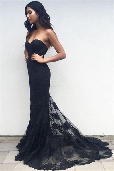 Column Sweetheart Neck Sleeveless Court Train Formal Dress With Lace
