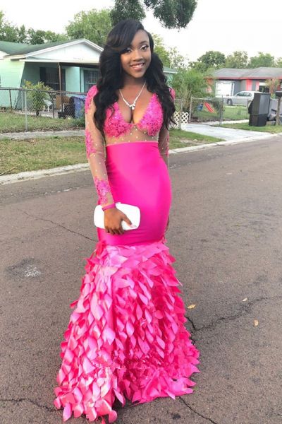 Mermaid V-neck Sweep / Brush Train Formal Dress With Lace