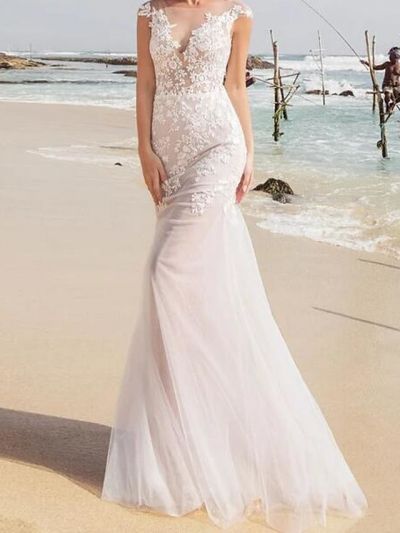 Mermaid Sleeveless Sweep / Brush Train Tulle Bridal Gown With Buttons