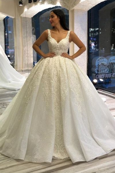 Ball Gown Sweetheart Neck Sleeveless Court Train Bridal Attire With Lace