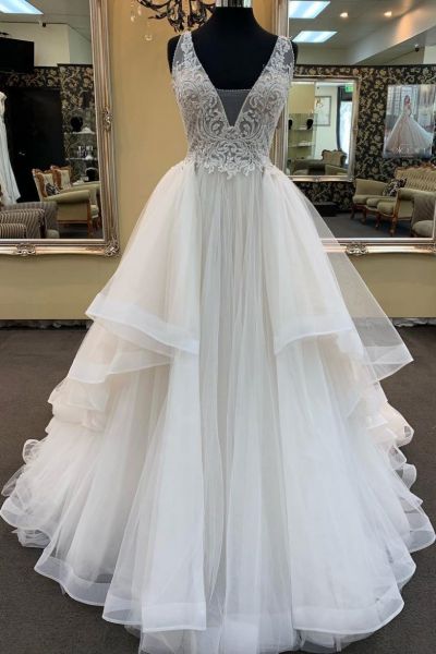 A-line V-neck Sleeveless Floor-length Tulle Wedding Dress With Lace