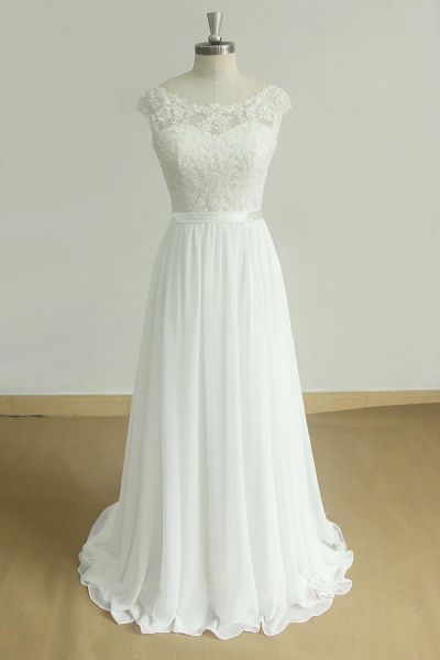 A-line Jewel Neck Short Sleeves Floor-length Tulle Bridal Attire With Lace