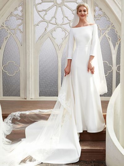 A-line Bateau Neck Floor-length Tulle Bridal Gown With Chapel Train