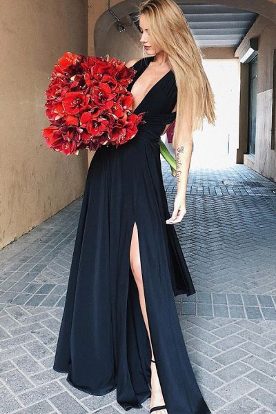 A-line Plunging Neckline Sleeveless Floor-length Formal Dress