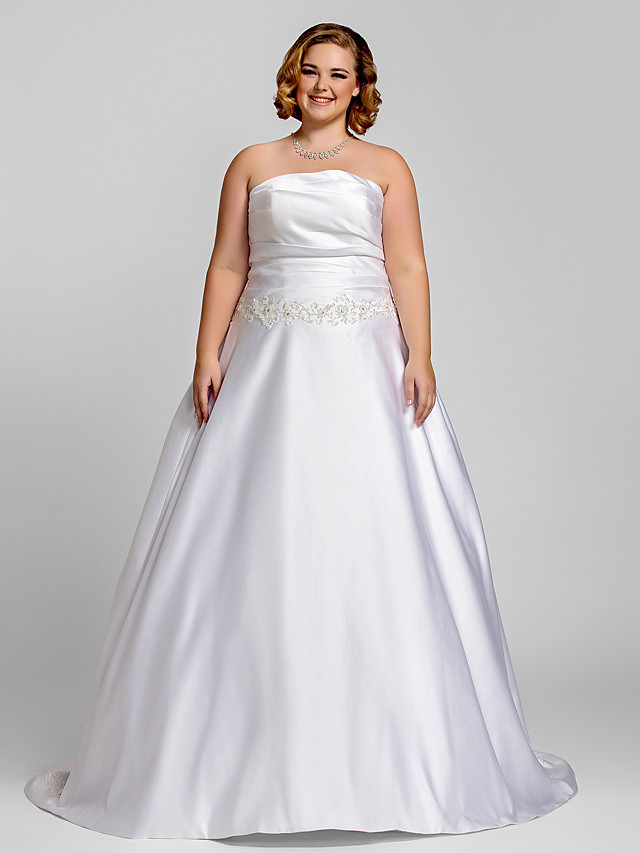 A-line Strapless Tulle Wedding Gown With Court Train 2