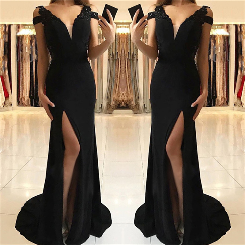 Column V-neck Sleeveless Sweep / Brush Train Evening Dress With Lace 2