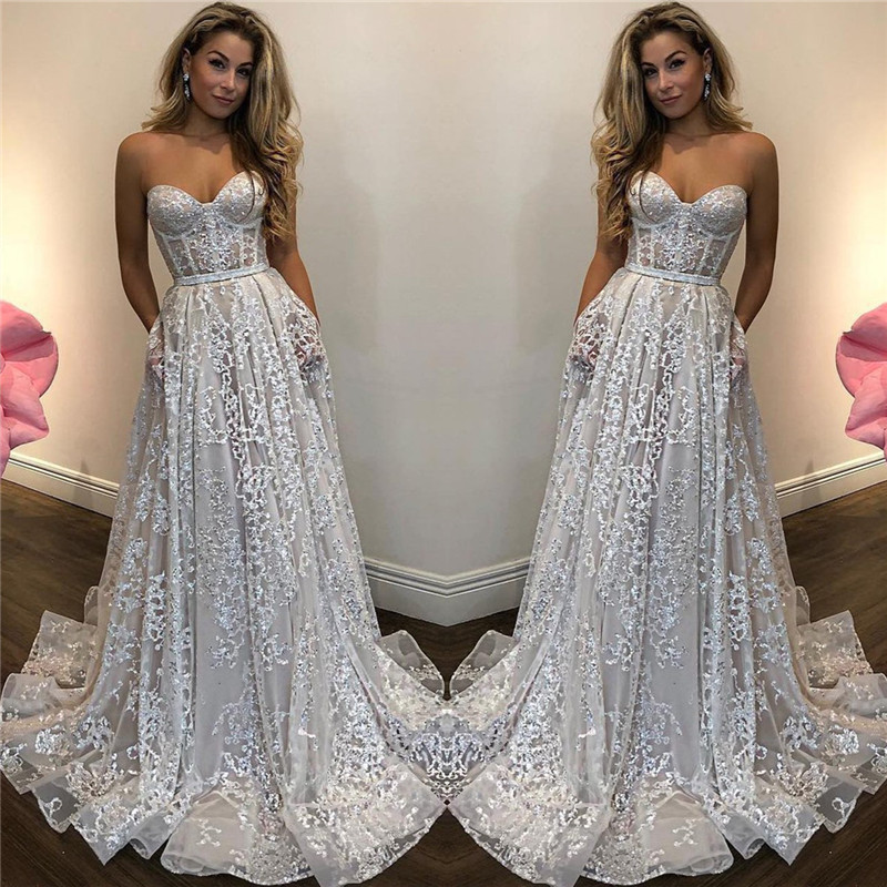 A-line Sweetheart Neck Sleeveless Court Train Evening Dress With Appliques 2