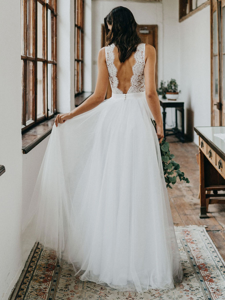 A-line V-neck Sleeveless Floor-length Lace Wedding Gown With Lace 2